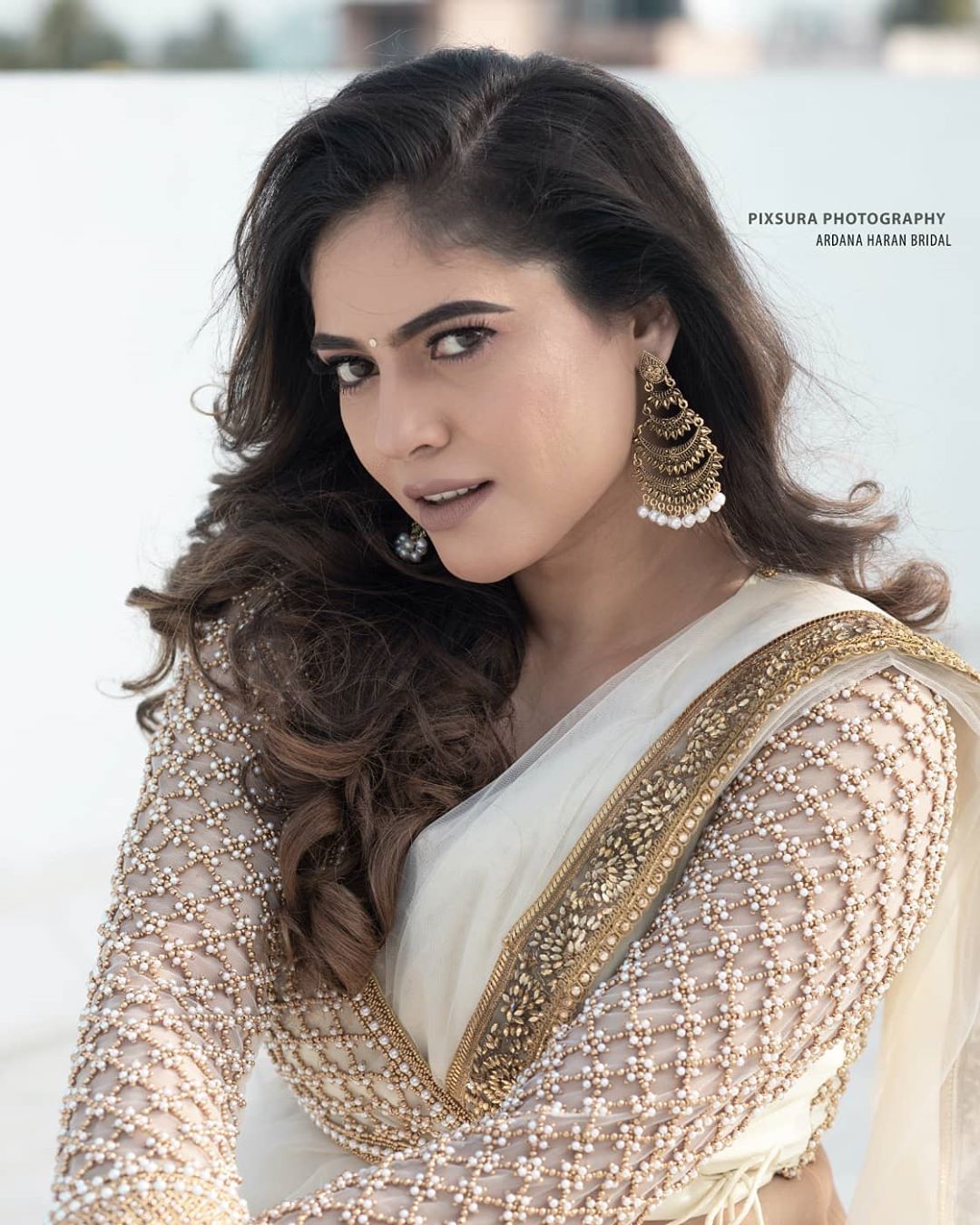 Bigg Boss Fame Sherin In Latest White Photoshoot