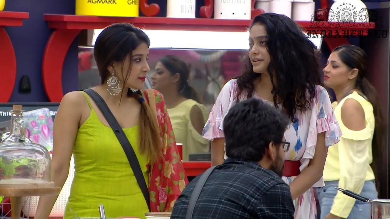 Bigg Boss Tamil Season 3 Day 11 Stills Set 2