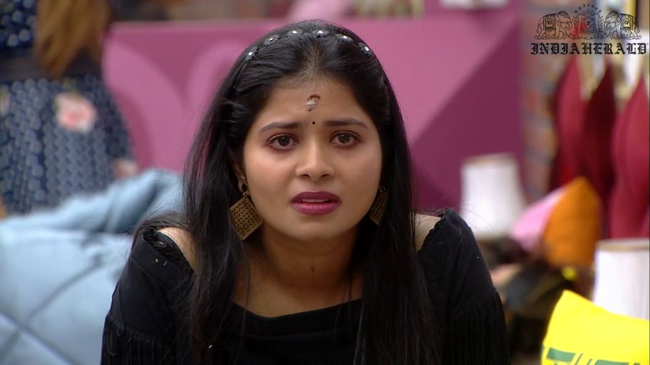 Bigg Boss Tamil Season 3 Day 22 Hot Stills Set 2