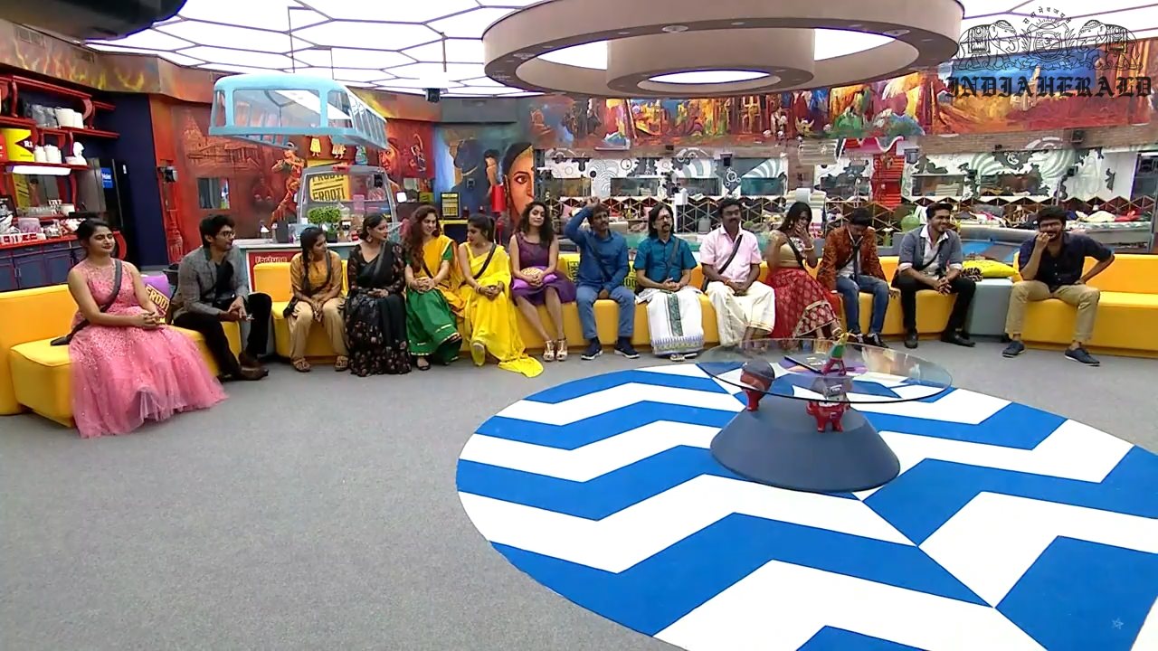 Bigg Boss Tamil Season 3 Day 27 Hot Stills Set 3