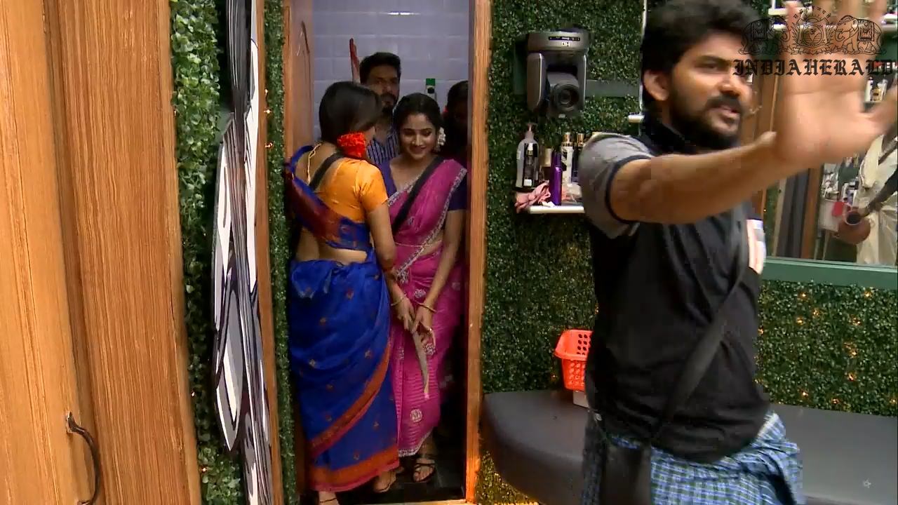 Bigg Boss Tamil Season 3 Day 30 Hot Stills Set 3