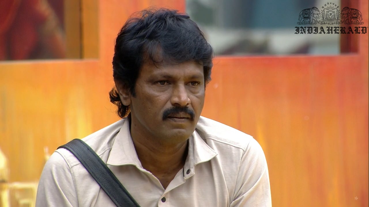 Bigg Boss Tamil Season 3 Day 40 Hot Stills Set 2