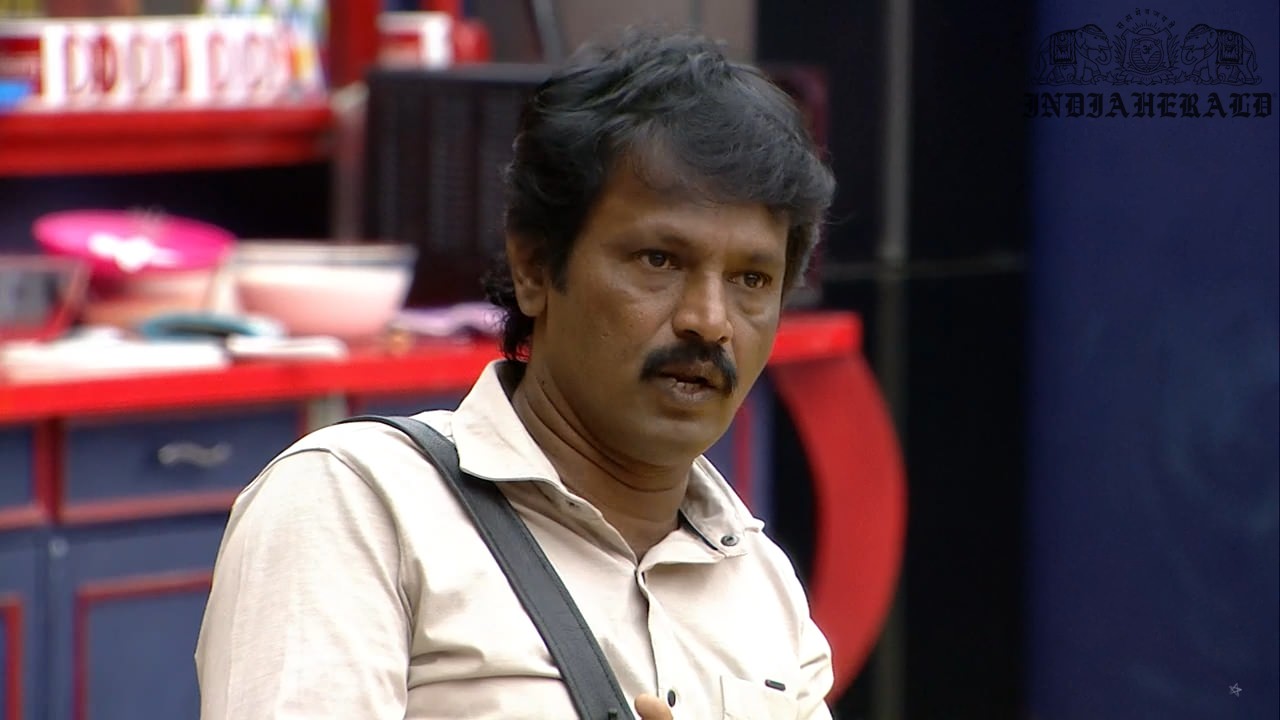 Bigg Boss Tamil Season 3 Day 40 Hot Stills Set 2