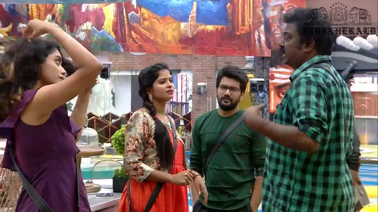 Bigg Boss Tamil Season 3 Day 40 Hot Stills Set 2