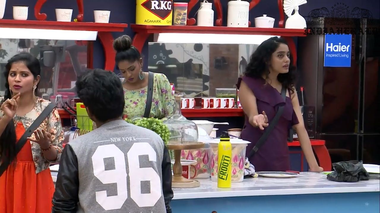 Bigg Boss Tamil Season 3 Day 40 Hot Stills Set 2