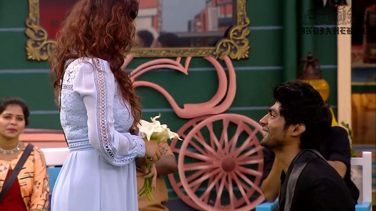 Bigg Boss Tamil Season 3 Day 41 Hot Stills Set 2