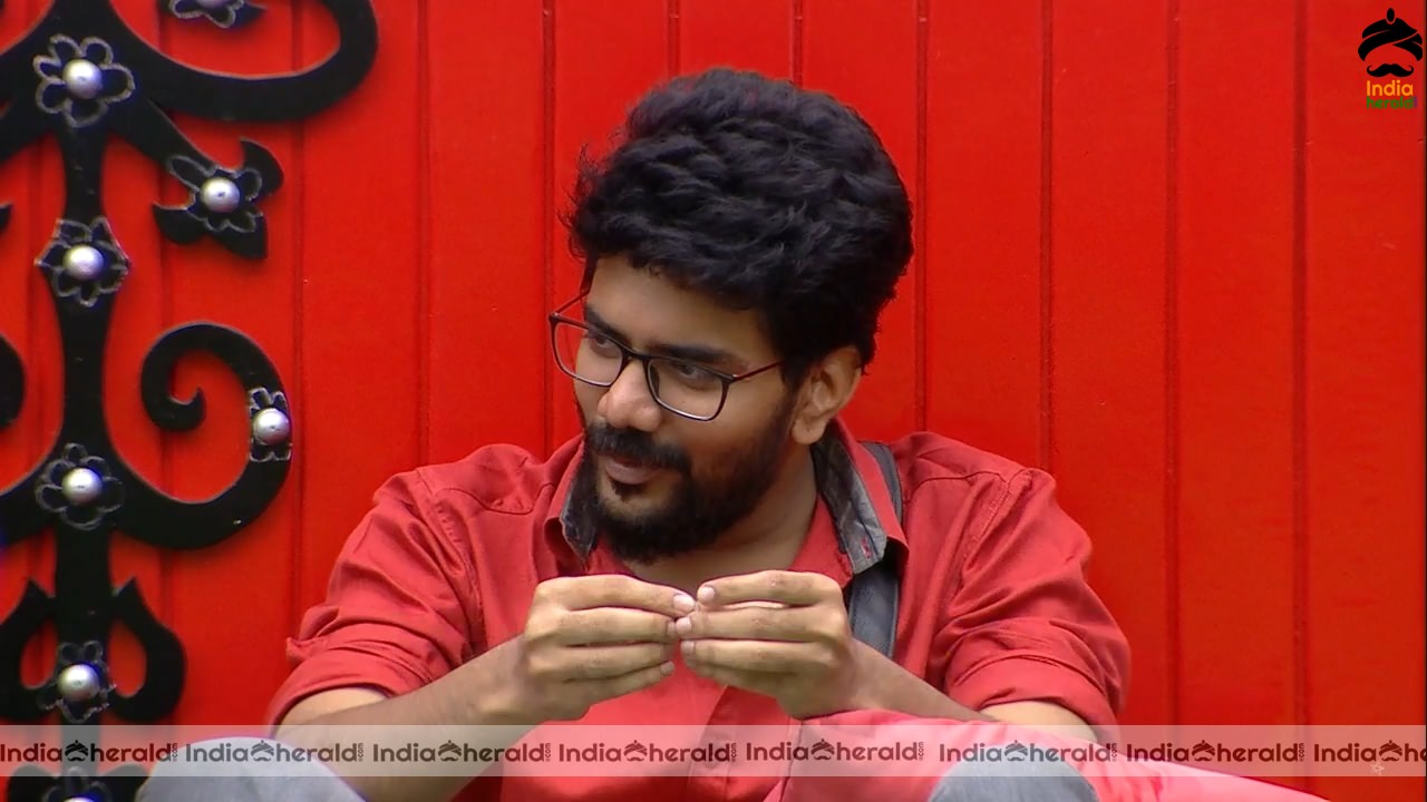 Bigg Boss Tamil Season 3 Day 61 Hot Stills Set 2