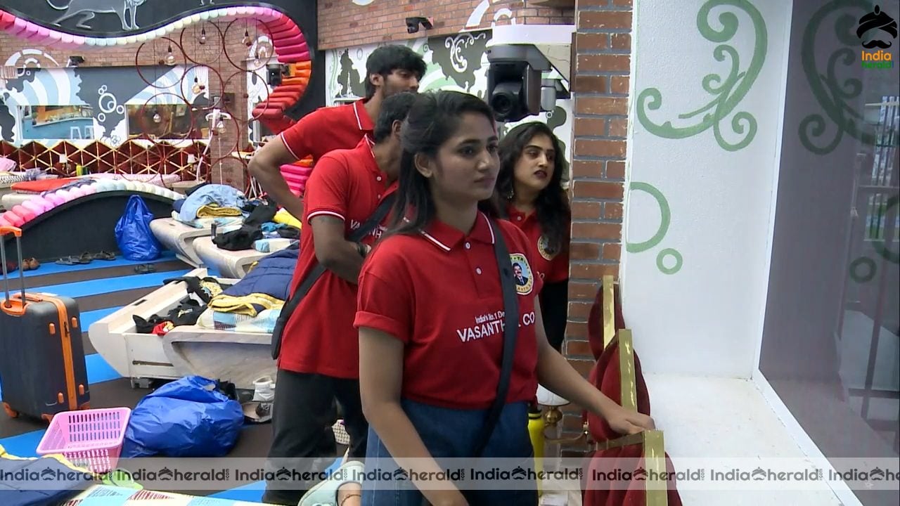 Bigg Boss Tamil Season 3 Day 64 Hot Stills Set 2