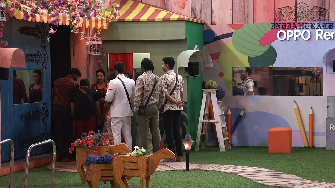 Bigg Boss Telugu Day 21 Season 3 Hot Stills Set 3