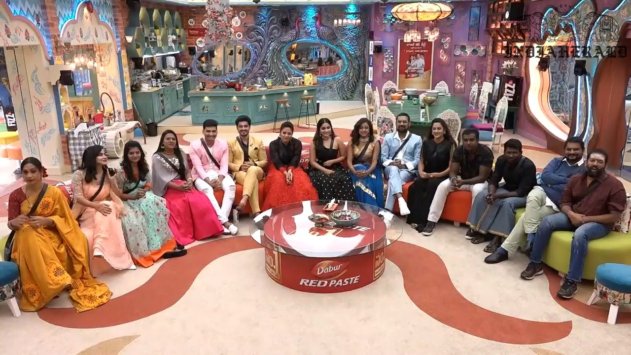 Bigg Boss Telugu Season 3 Day 13 Hot Stills Set 2