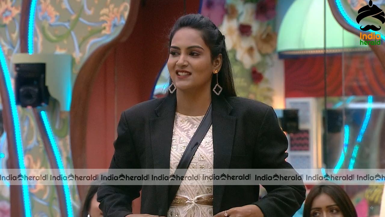 Bigg Boss Telugu Season 3 Day 28 Hot Stills Set 1