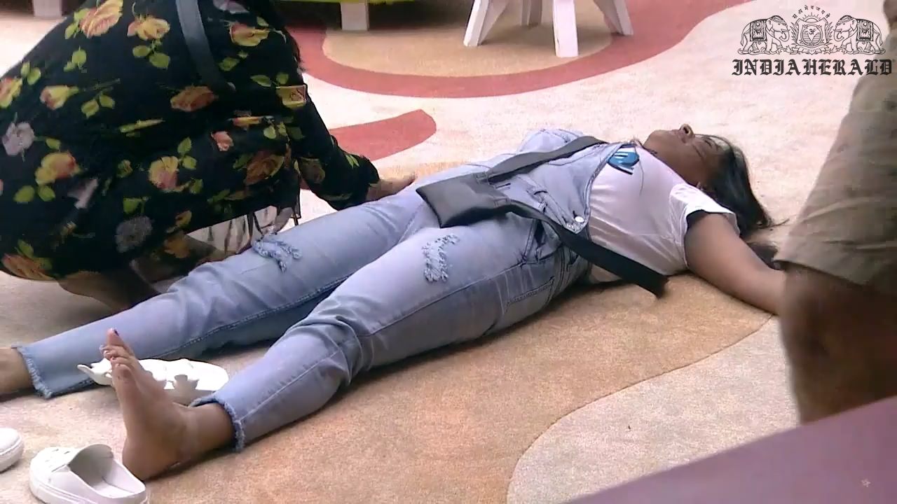 Bigg Boss Telugu Season 3 Day 3 Hot Stills Set 2