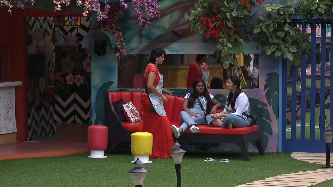 Bigg Boss Telugu Season 3 Day 3 Hot Stills Set 2