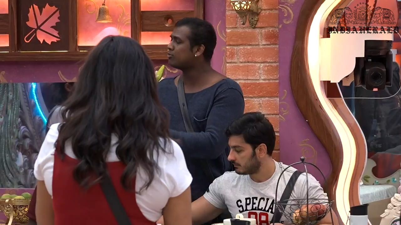 Bigg Boss Telugu Season 3 Day 3 Hot Stills Set 3