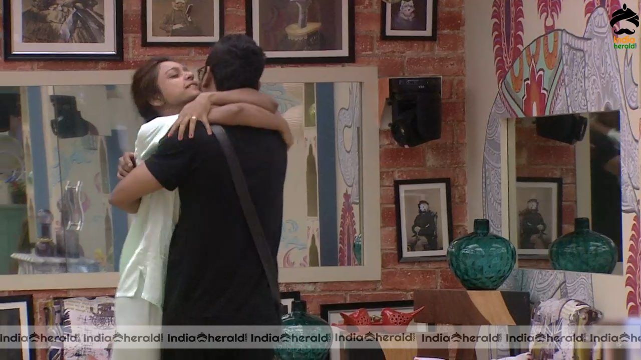 Bigg Boss Telugu Season 3 Day 36 Hot Stills Set 1
