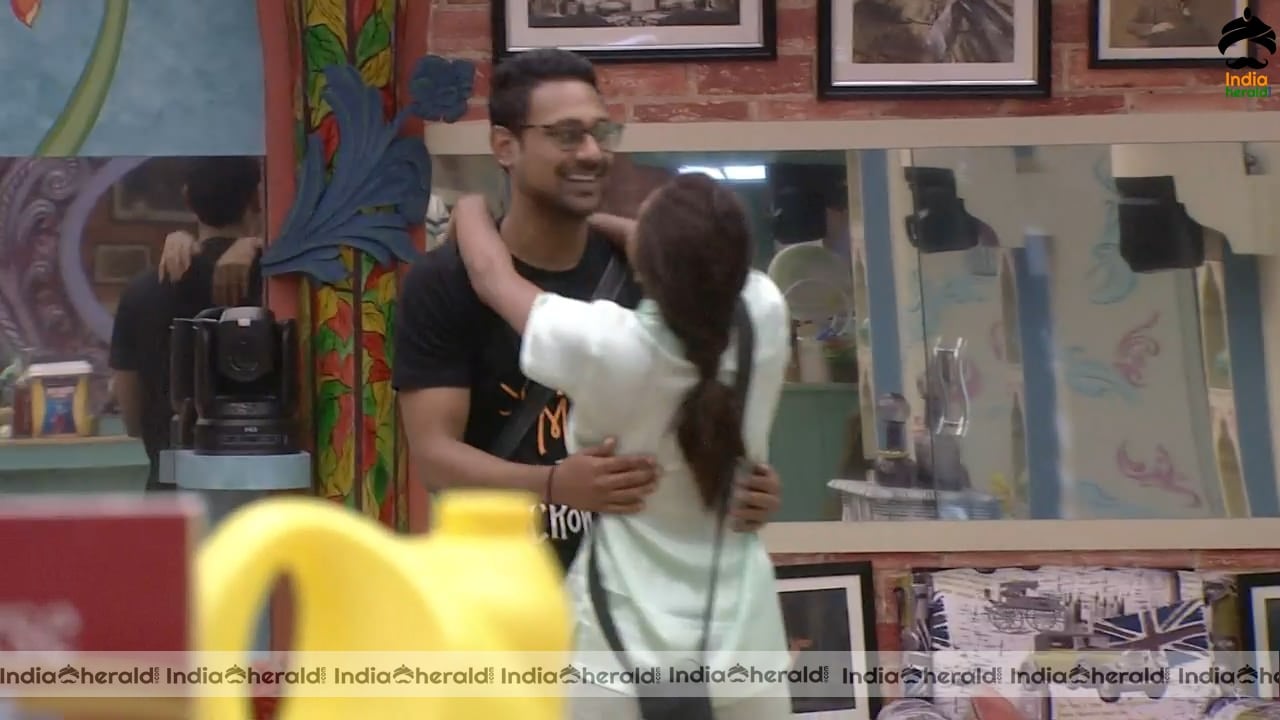 Bigg Boss Telugu Season 3 Day 36 Hot Stills Set 1