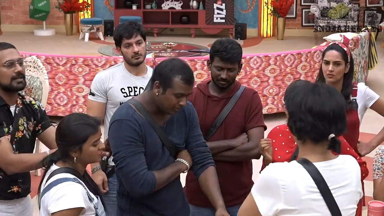 Bigg Boss Telugu Season 3 Day 4 Hot Stills Set 1