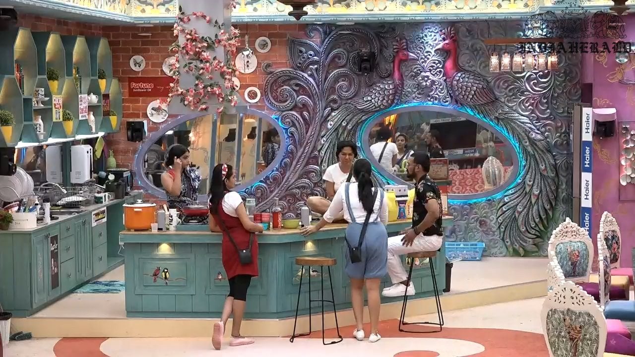 Bigg Boss Telugu Season 3 Day 4 Hot Stills Set 1