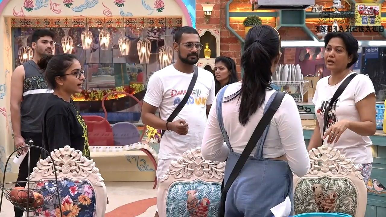 Bigg Boss Telugu Season 3 Day 4 Hot Stills Set 1