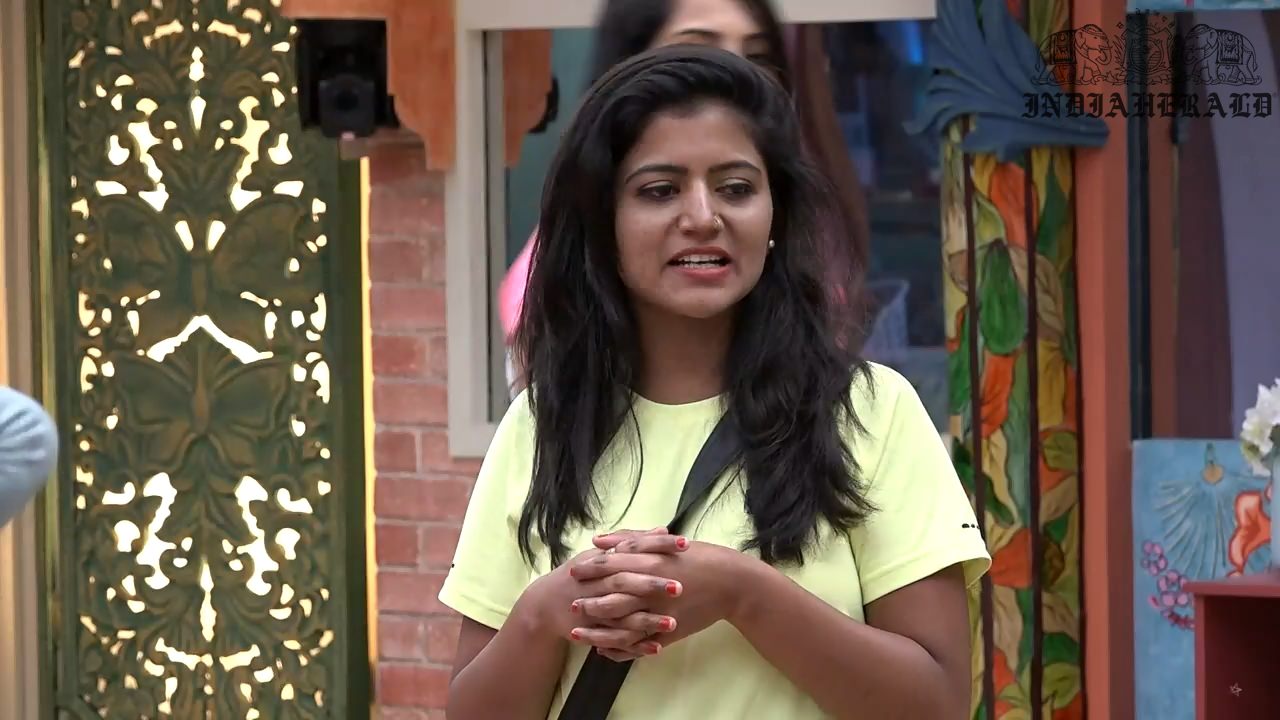 Bigg Boss Telugu Season 3 Day 9 Hot Stills Set 2
