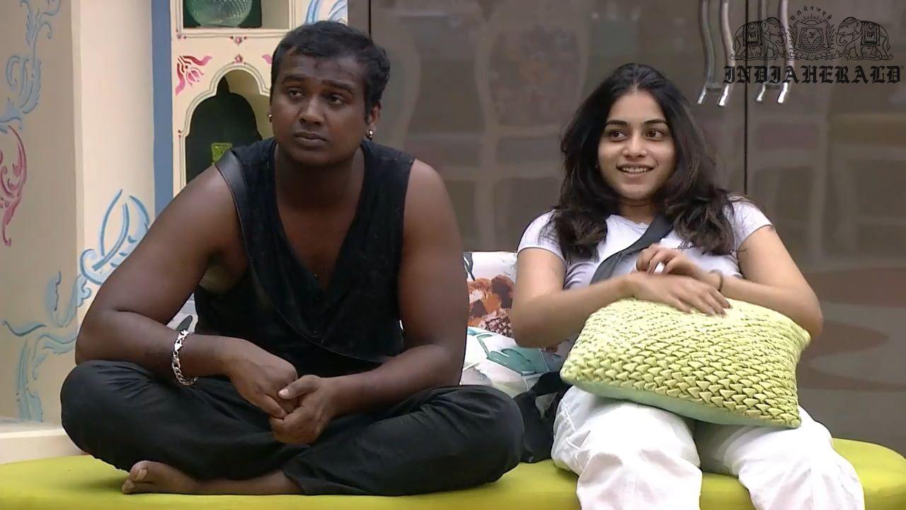 Bigg Boss Telugu Season 3 Day 9 Hot Stills Set 2