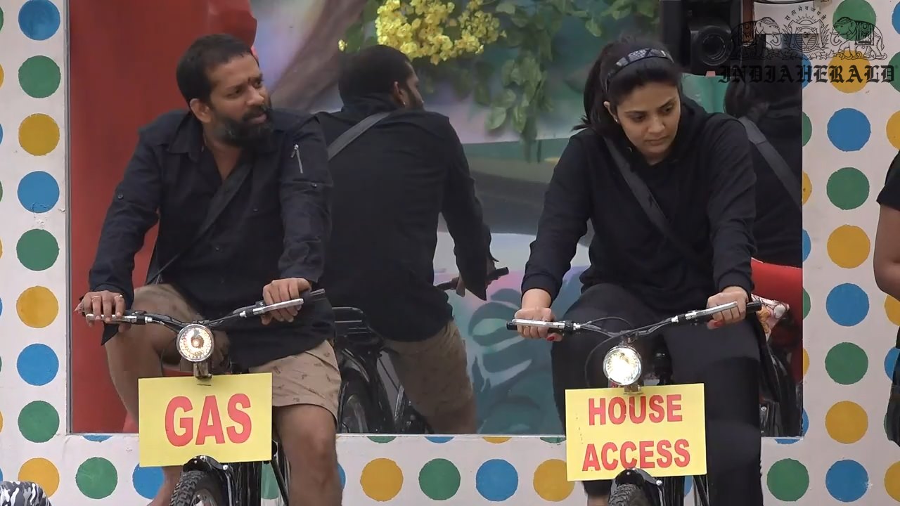 Bigg Boss Telugu Season 3 Day 9 Hot Stills Set 2