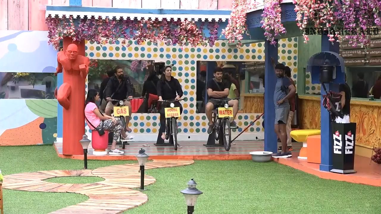 Bigg Boss Telugu Season 3 Day 9 Hot Stills Set 2