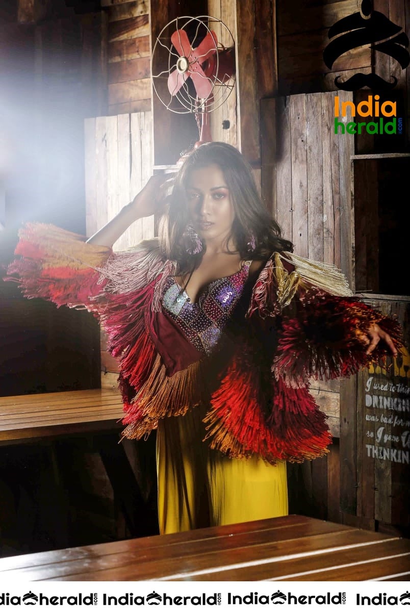 Catherine Tresa Captivating and Sexy Photoshoot