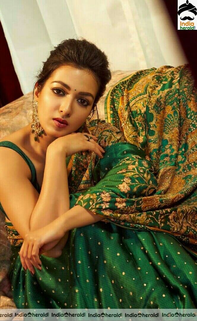 Catherine Tresa Latest Hot Green Saree Stills