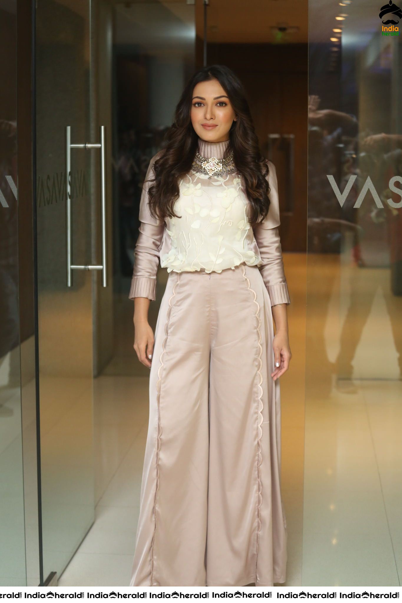 Catherine Tresa Looking Elegant During Her Recent Press Interview Set 2