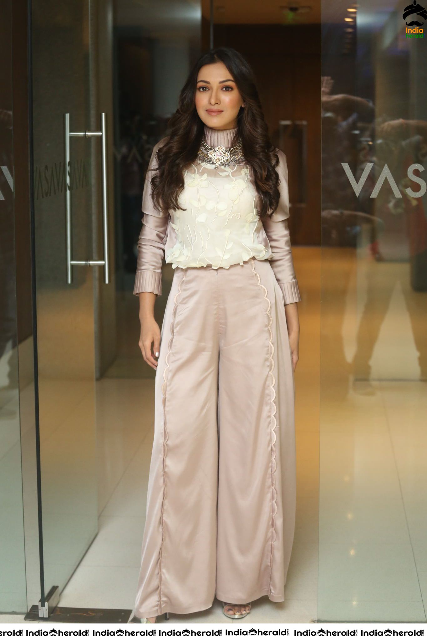 Catherine Tresa Looking Elegant During Her Recent Press Interview Set 2