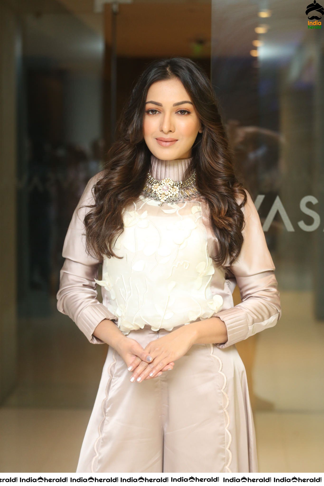 Catherine Tresa Looking Elegant During Her Recent Press Interview Set 2