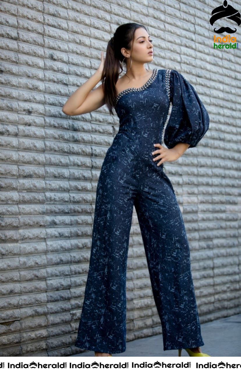 Catherine Tresa Looking Like a Perfect Babe in this Denim Blue Costume