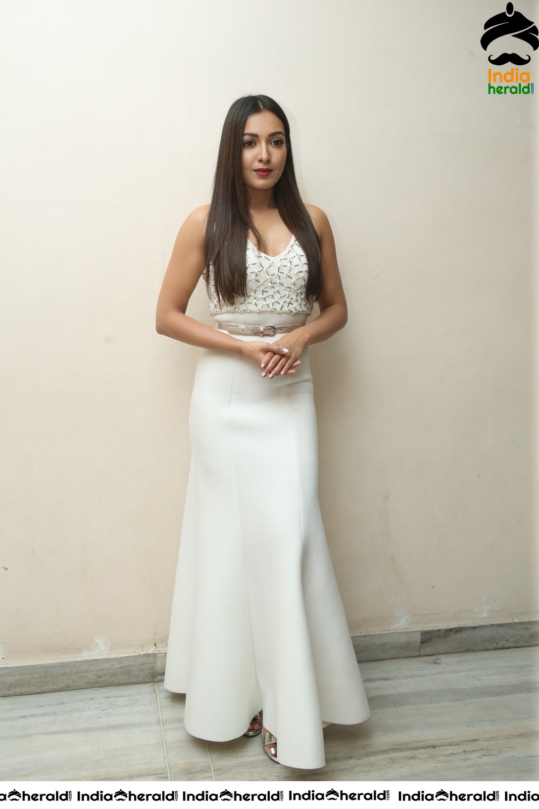 Catherine Tresa Looking Tempting Hot in White at Press meet of Vadaladu Set 5