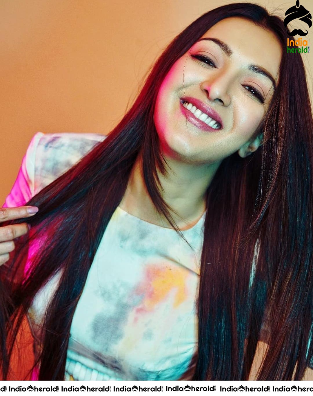 Catherine Tresa Unseen Photoshoot Clicks