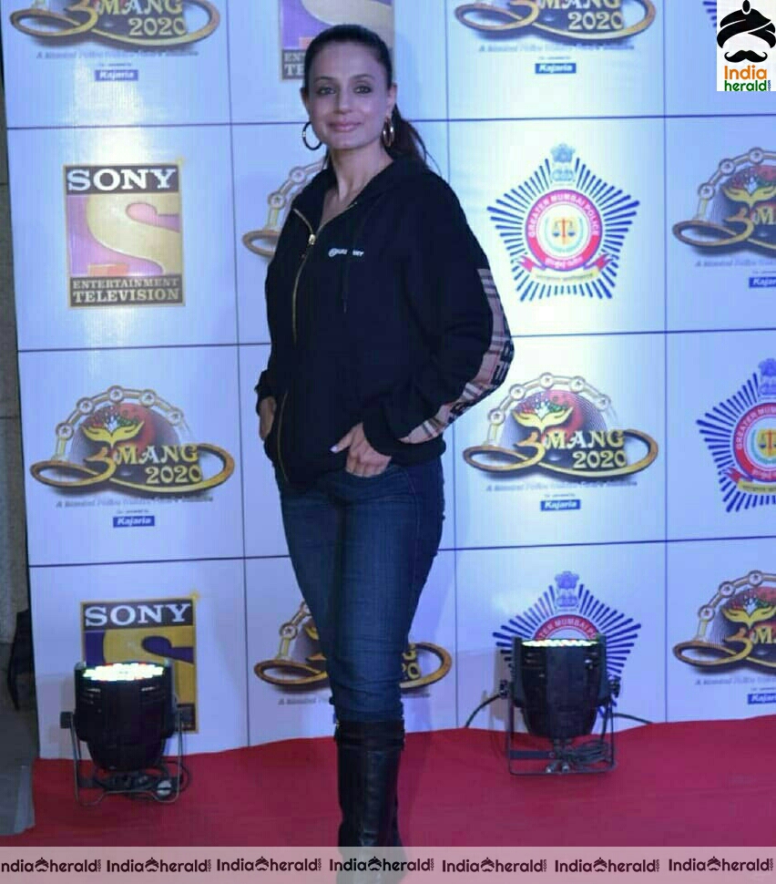 Celebs At Umang 2020 The Red Carpet Of Mumbai Police Show Set 2