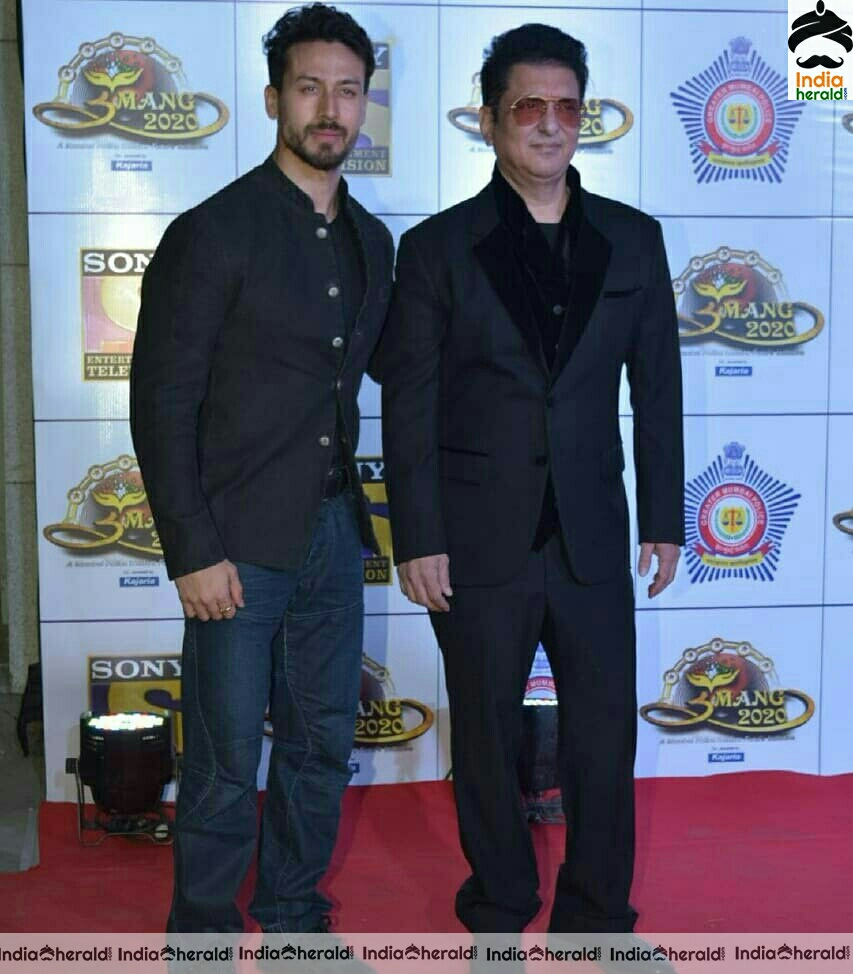 Celebs At Umang 2020 The Red Carpet Of Mumbai Police Show Set 2