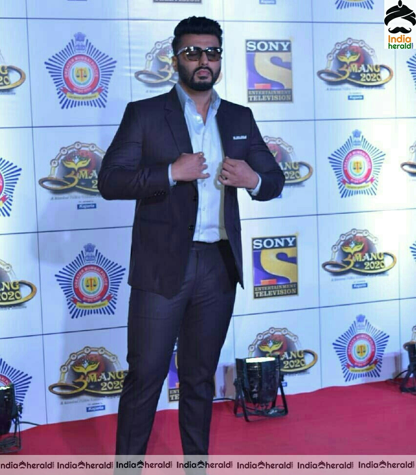 Celebs At Umang 2020 The Red Carpet Of Mumbai Police Show Set 5