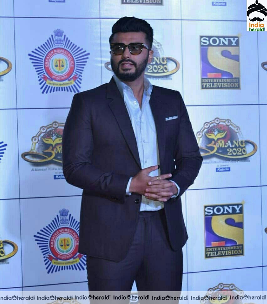 Celebs At Umang 2020 The Red Carpet Of Mumbai Police Show Set 6