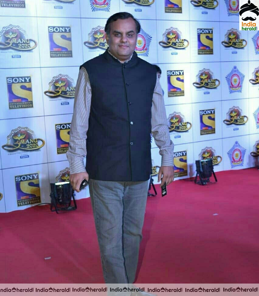Celebs At Umang 2020 The Red Carpet Of Mumbai Police Show Set 6
