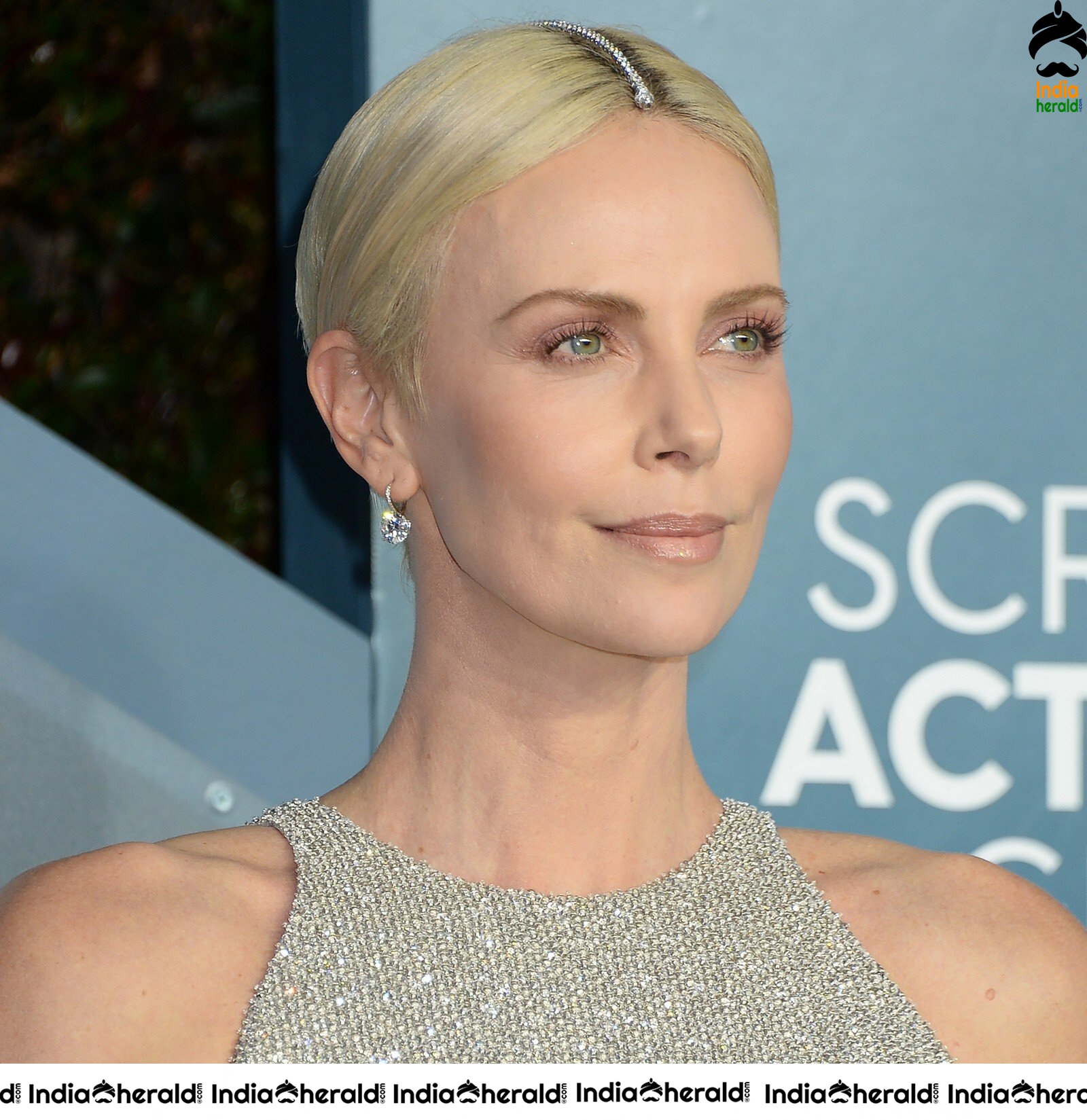 Charlize Theron at 26th Annual Screen Actors Guild Awards Shrine Auditorium in LA Set 1
