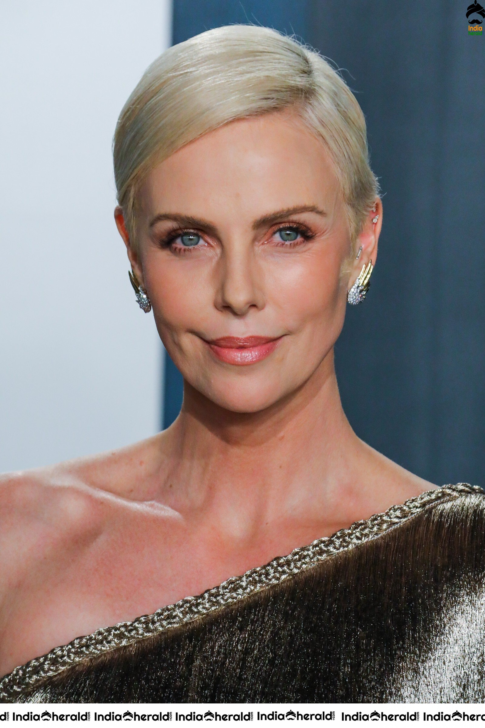 Charlize Theron at Vanity Fair Oscar Party Beverly Hills Set 1