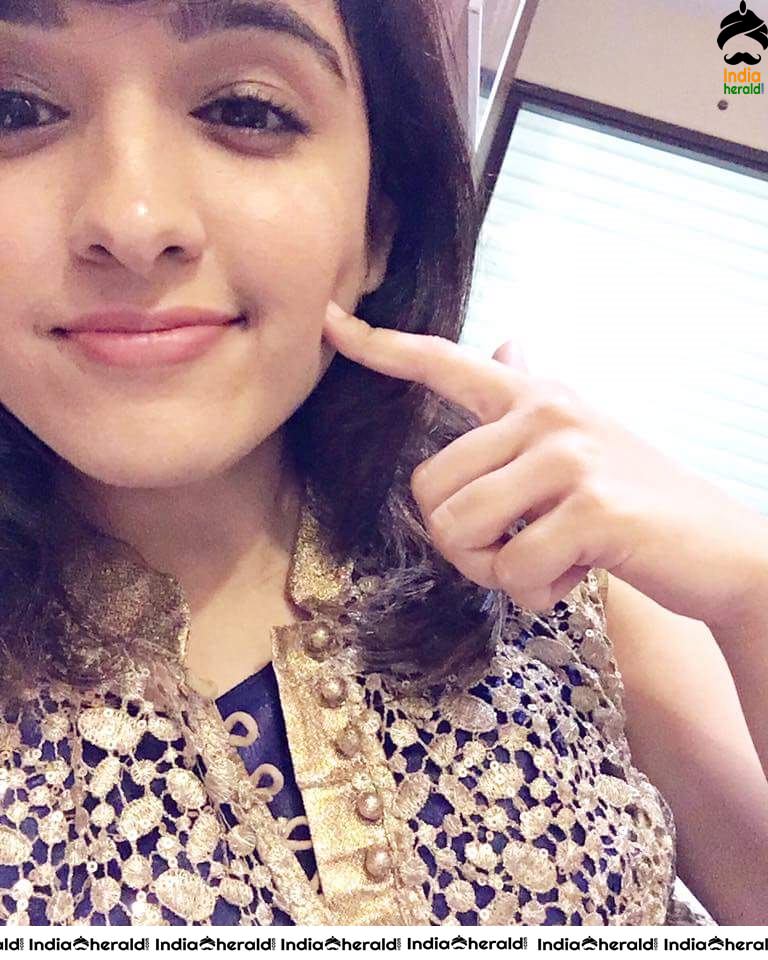 Cute Adorable and Hot Photos Collection of Shirley Set 1