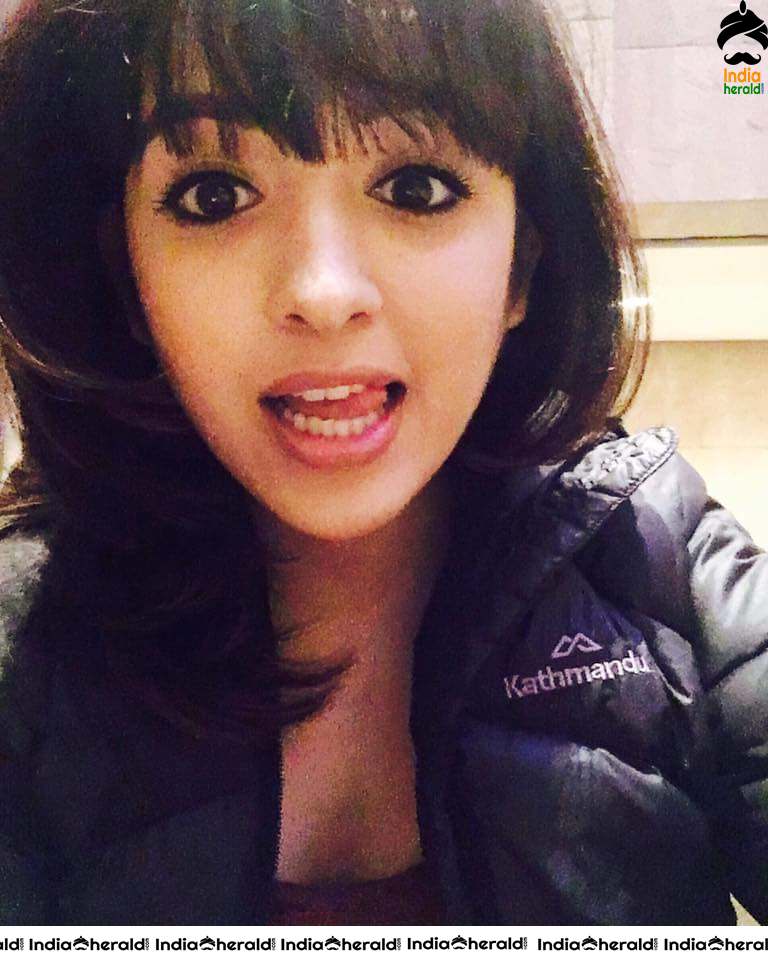 Cute Adorable and Hot Photos Collection of Shirley Set 2