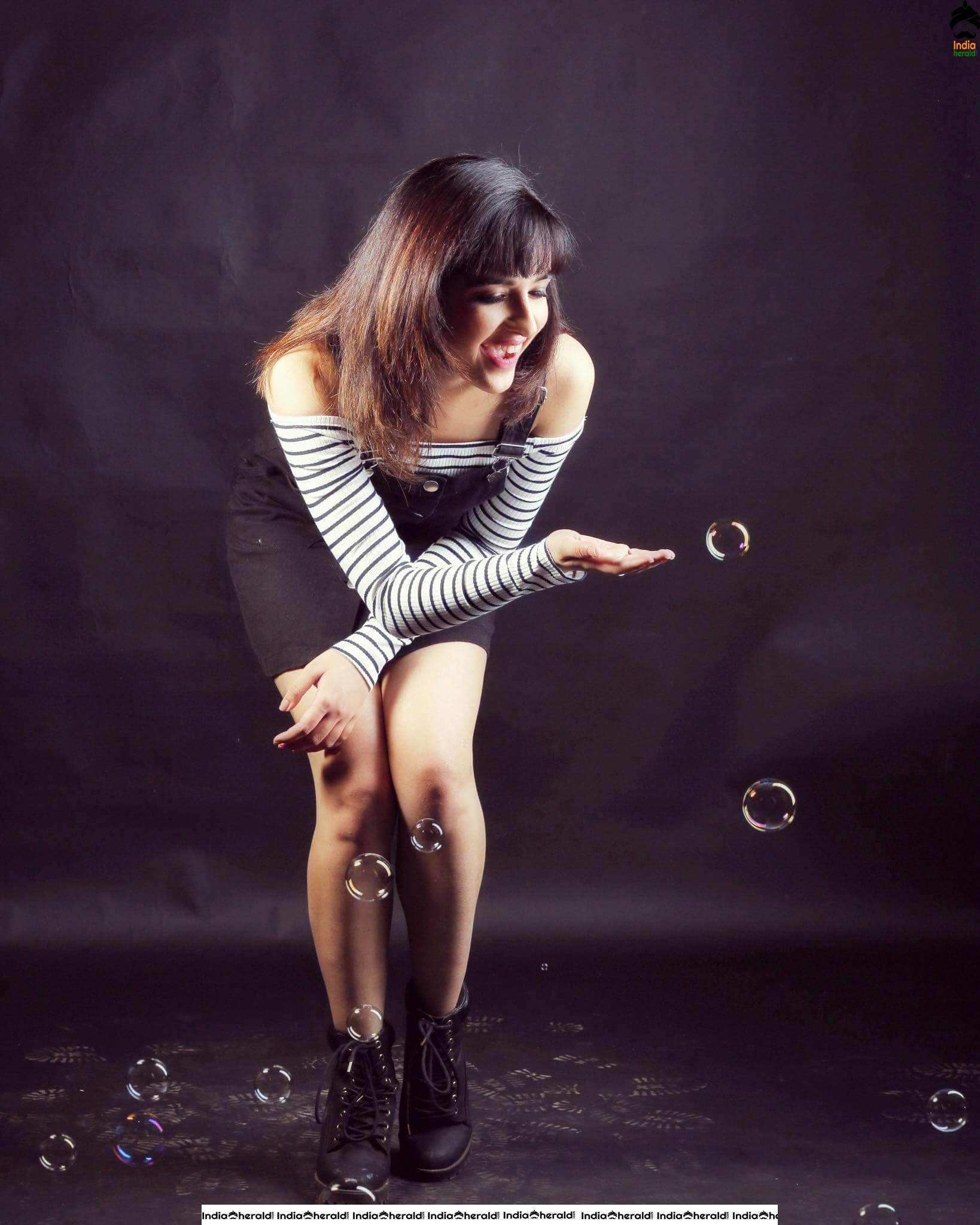 Cute Adorable and Hot Photos Collection of Shirley Set 3