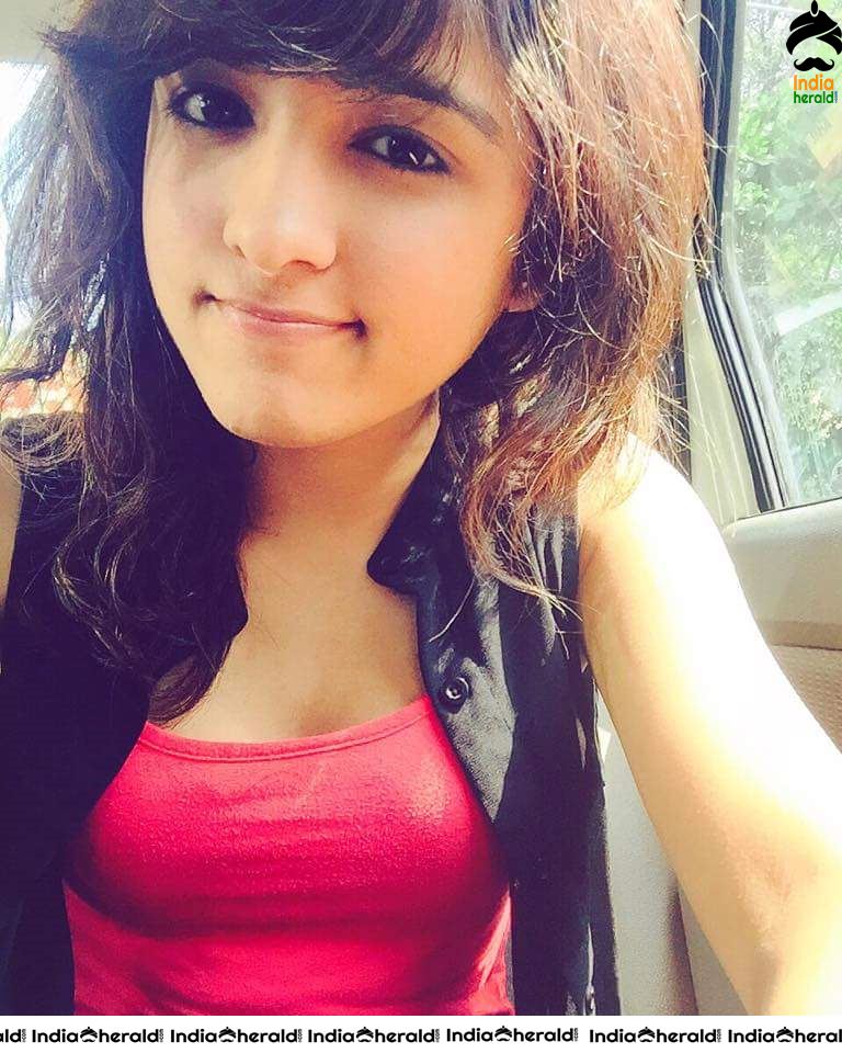 Cute Adorable and Hot Photos Collection of Shirley Set 4