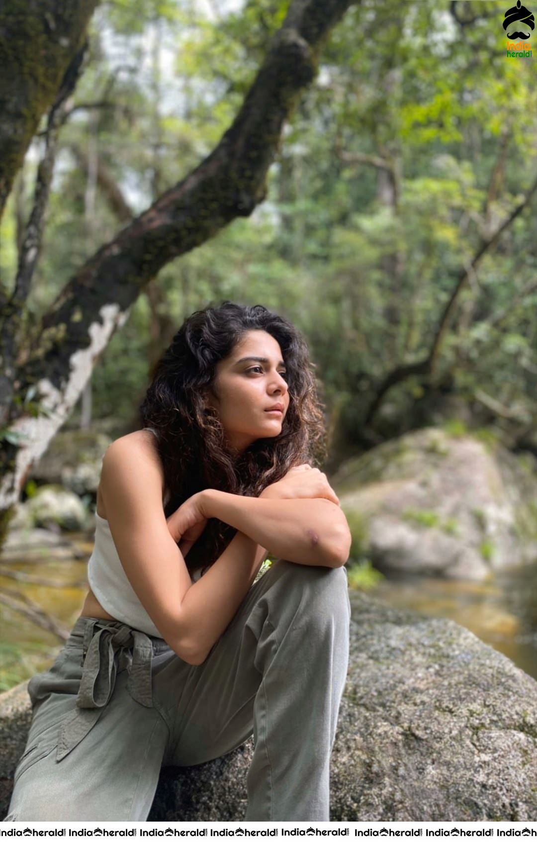 Cutie Mithila Palkar Latest Hot Photos