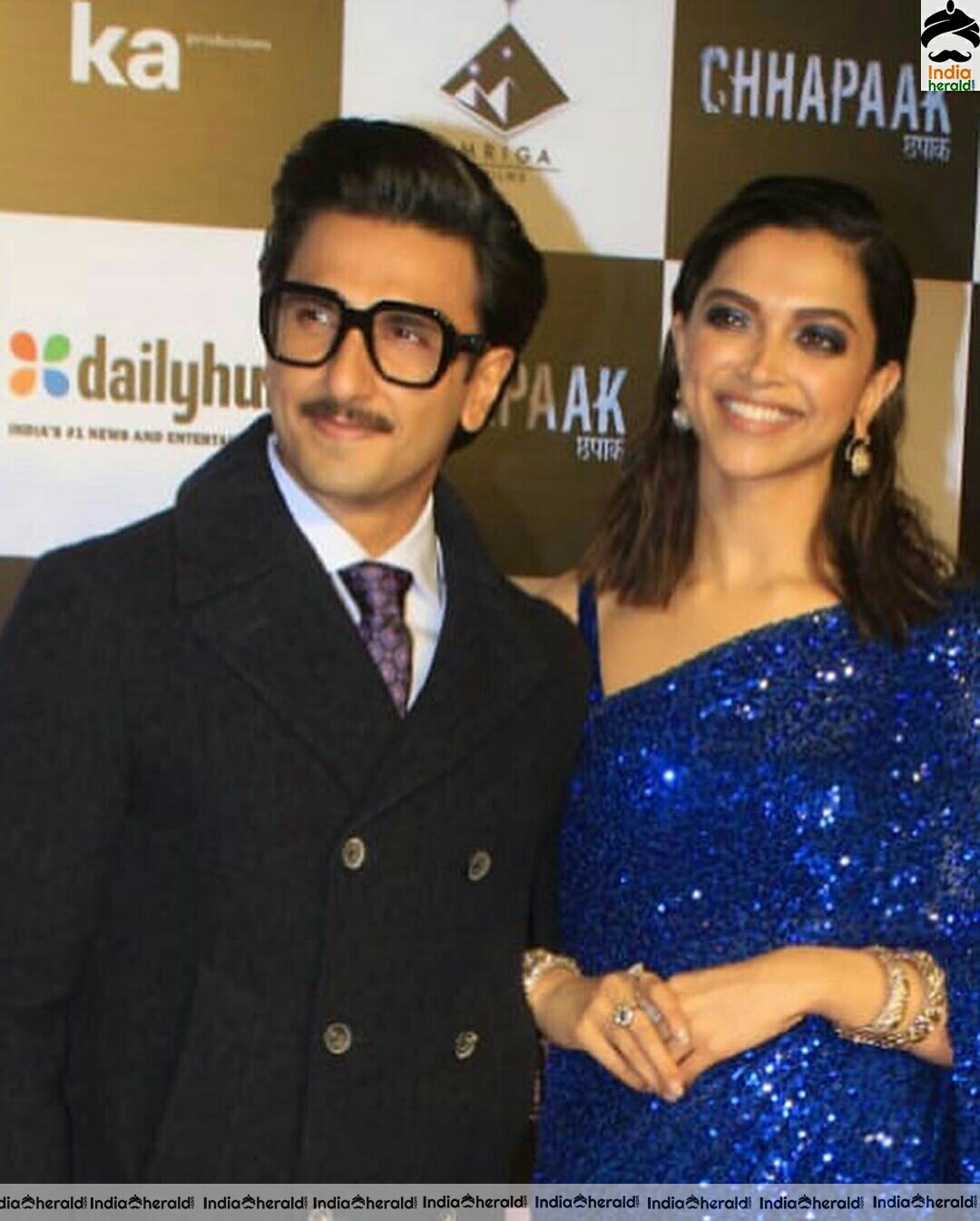 Deepika padukone Cute In Blue Saree With Her Husband