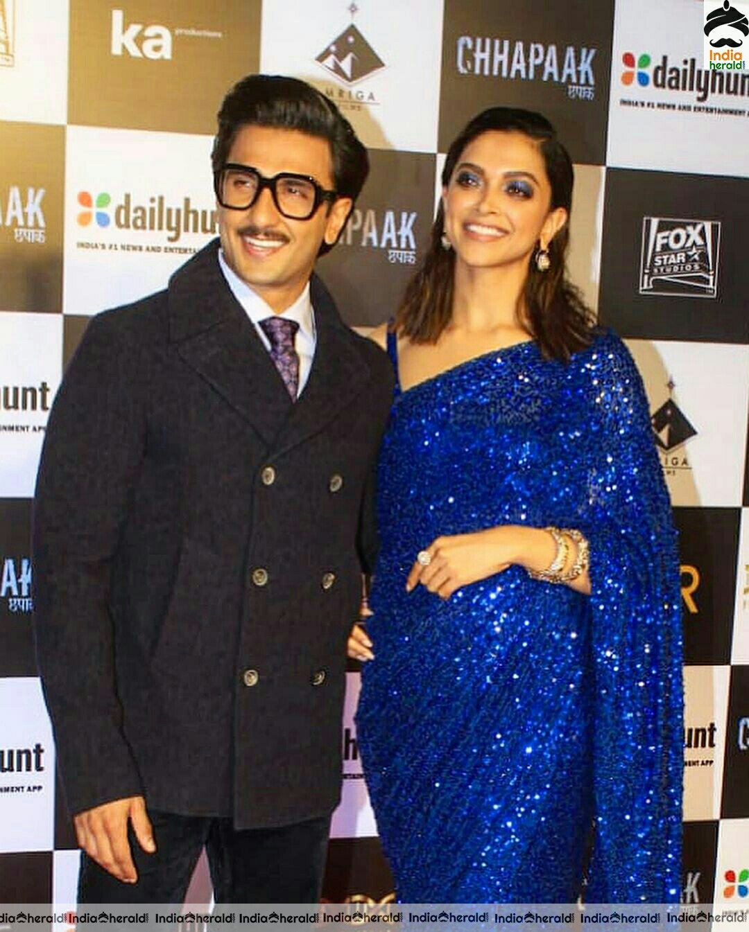 Deepika padukone Cute In Blue Saree With Her Husband