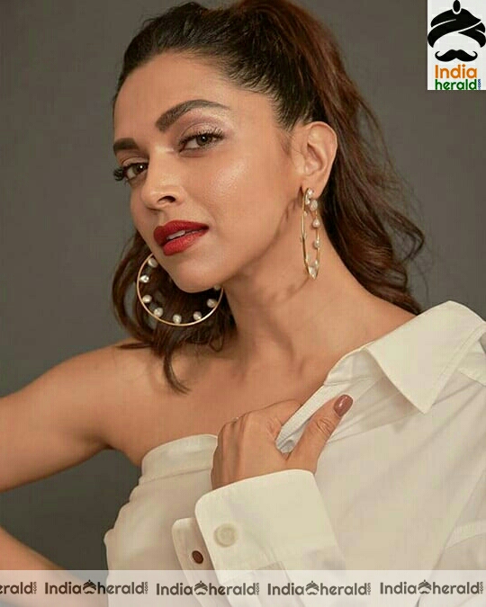 Deepika Padukone Hot And Stylish In These Photoshoot